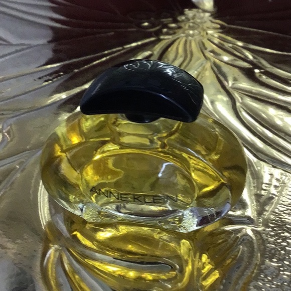 MINIATURE COLOGNE/PERFUME BOTTLES - Picture 9 of 9